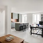 Graca's Charming Living Апартаменти *