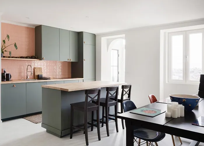 Graca's Charming Living *